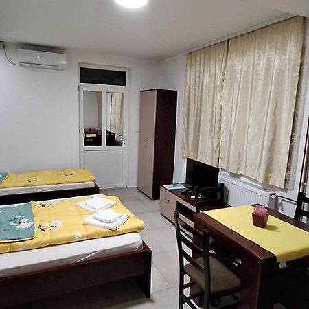Apartment Delfina 奥赫里德 外观 照片