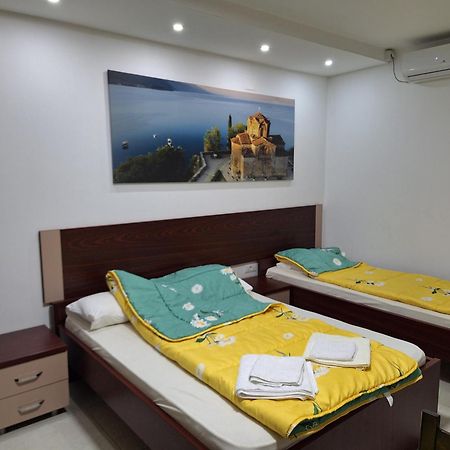Apartment Delfina 奥赫里德 外观 照片
